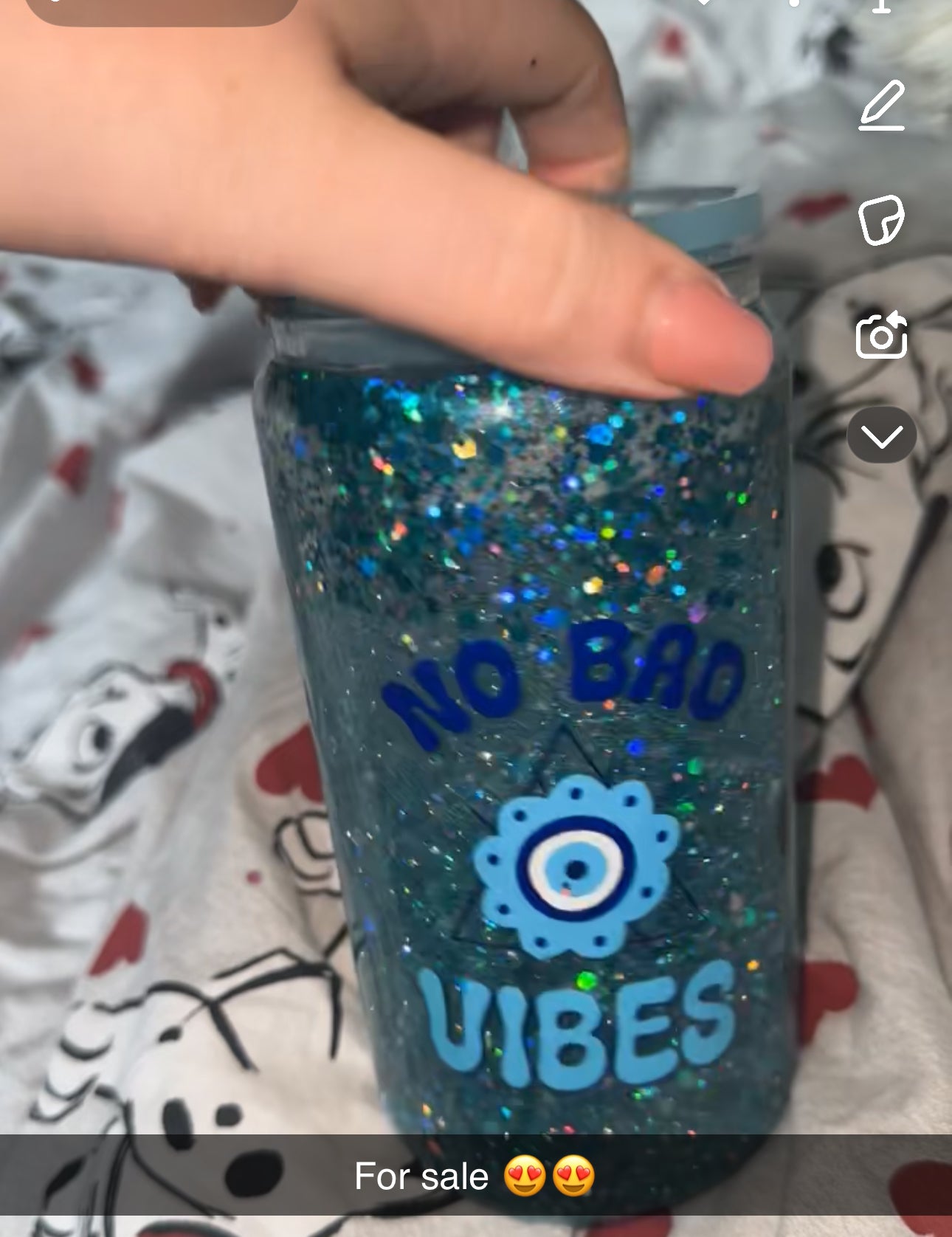 16 oz snow globe with colour lid